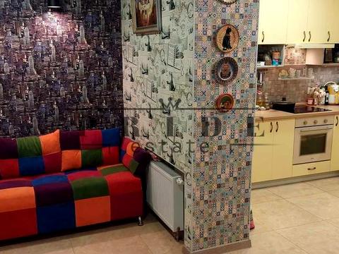 коммерческая по адресу Ярослава Гашека бульв., 22