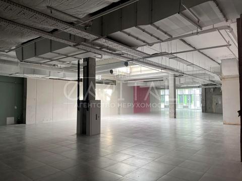 комерційна за адресою Героїв полку "Азов" вул. (Маршала Малиновського), 12