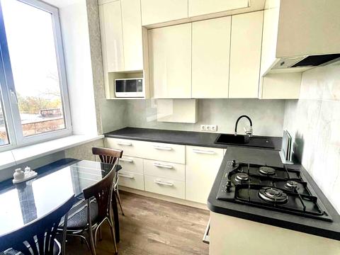 квартира за адресою Миру вул., 12