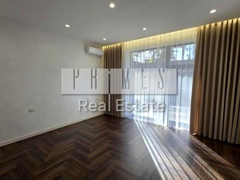 будинок за адресою Вишнева вул.