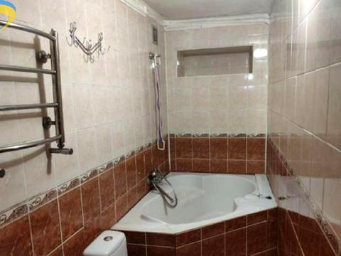 будинок за адресою Крилова вул. (Гоголівська)