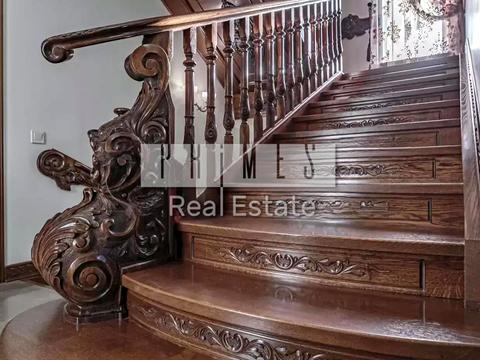 будинок за адресою Центральна вул.