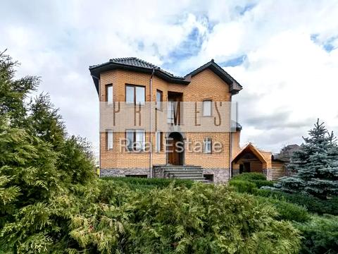 будинок за адресою Центральна вул.