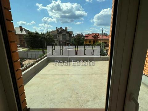 будинок за адресою Центральна вул.