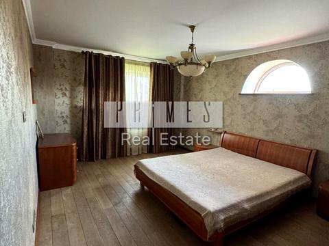 будинок за адресою Центральна вул.