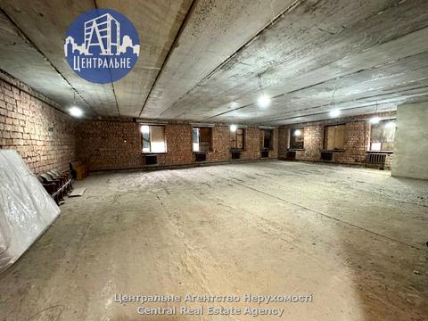 комерційна за адресою Чернівці, Ярослава Мудрого вул. (Моріса Тореза), 31-А