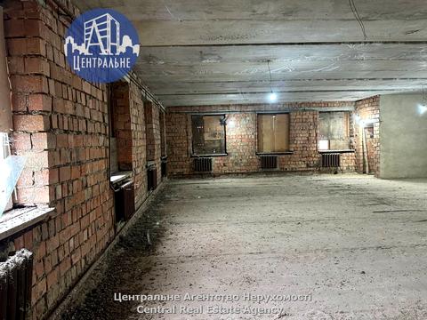 комерційна за адресою Чернівці, Ярослава Мудрого вул. (Моріса Тореза), 31-А