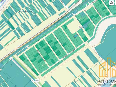 ділянка за адресою с. Невицьке, Парадний