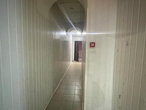 комерційна за адресою Авіаконструктора Антонова вул., 37