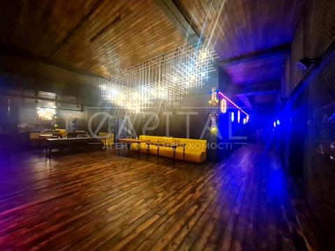 комерційна за адресою Антоновича вул. (Горького), 50/49