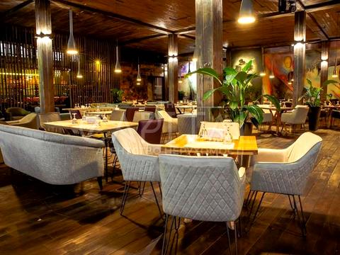 комерційна за адресою Антоновича вул. (Горького), 50/49