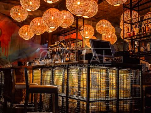 комерційна за адресою Антоновича вул. (Горького), 50/49