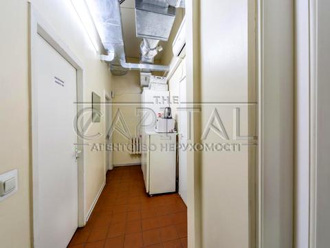 коммерческая по адресу Деревлянская ул. (Якира), 21