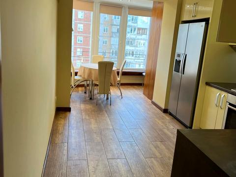 квартира за адресою Коновальця вул., 5