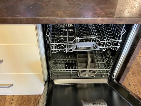 квартира за адресою Коновальця вул., 5