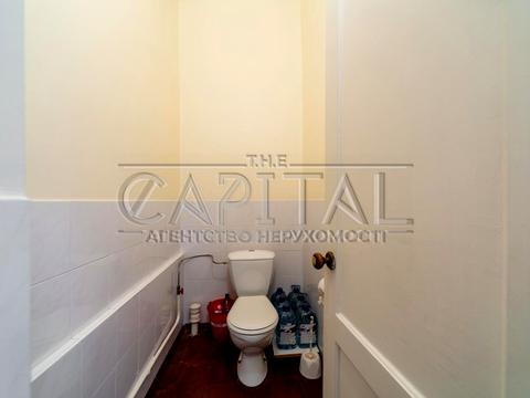 комерційна за адресою Почайнинська вул., 50/49