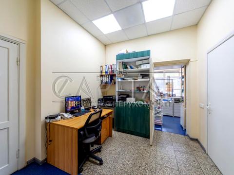 комерційна за адресою Почайнинська вул., 50/49