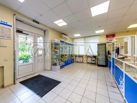 коммерческая по адресу Любомира Гузара просп. (Космонавта Комарова), 38-А