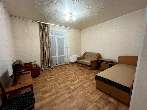 квартира за адресою Ветеранів Праці вул., 64