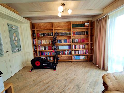 будинок за адресою Молодіжна вул.