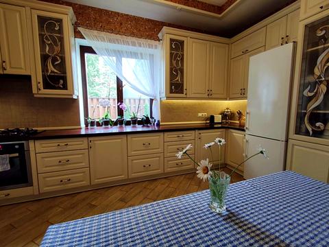 будинок за адресою Молодіжна вул.