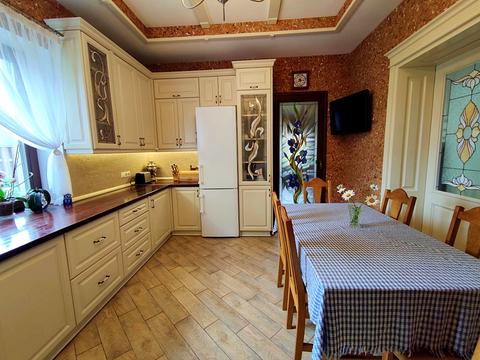 будинок за адресою Молодіжна вул.