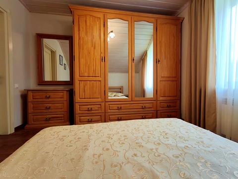 будинок за адресою Молодіжна вул.