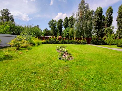 будинок за адресою Молодіжна вул.