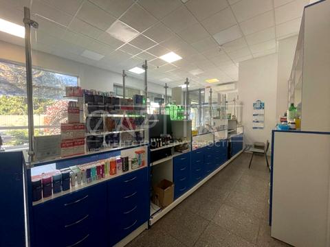 комерційна за адресою Практична вул., 2