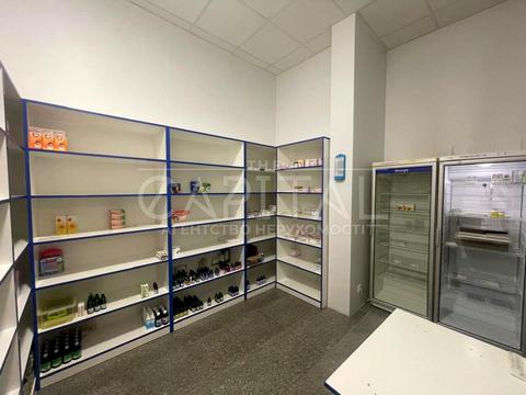 комерційна за адресою Практична вул., 2