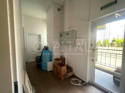 комерційна за адресою Практична вул., 2