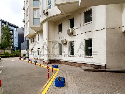 коммерческая по адресу Николая Михновского бульв. (Дружбы Народов), 14-16