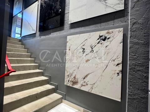 коммерческая по адресу Днепровская набережная ул., 18