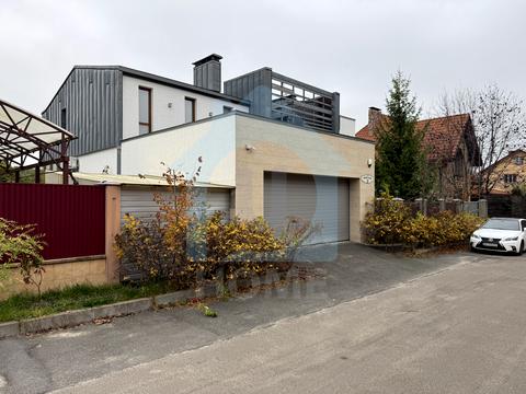 дом по адресу Виноградна