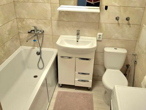 квартира за адресою Героїв Небесної Сотні просп., 40/1