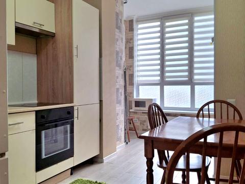 квартира за адресою Героїв Небесної Сотні просп., 40/1