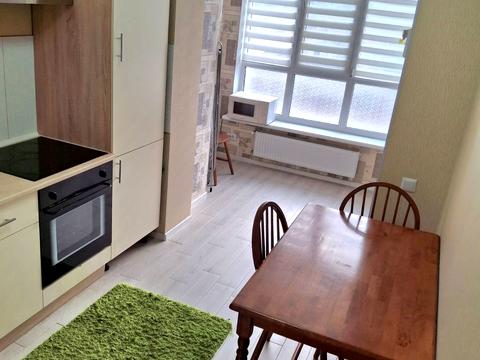 квартира за адресою Героїв Небесної Сотні просп., 40/1