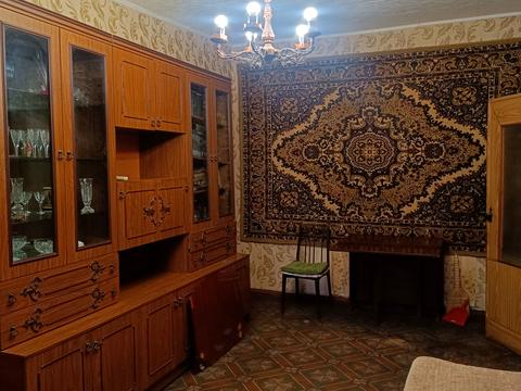 квартира за адресою Космонавтів вул., 33