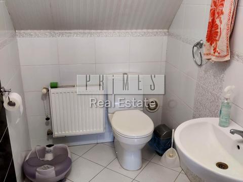 будинок за адресою Центральна вул.