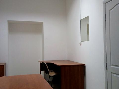 комерційна за адресою Юрія Вороного вул., 45