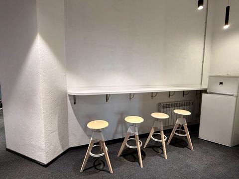 комерційна за адресою Кловський узвіз, 7