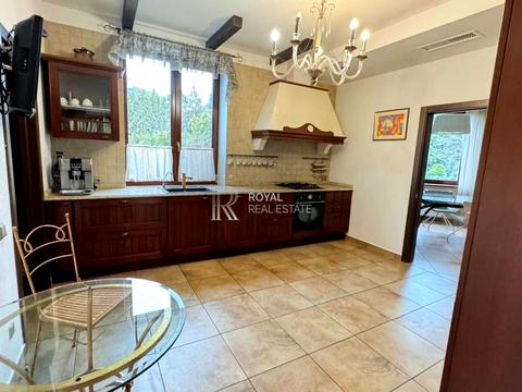 будинок за адресою Лісова вул.