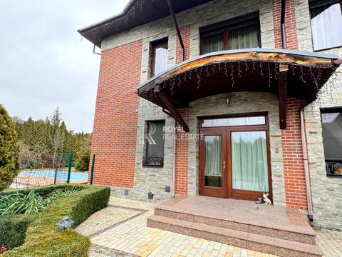 будинок за адресою Лісова вул.