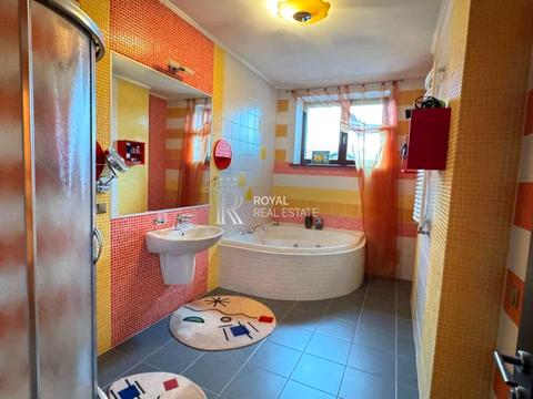 будинок за адресою Лісова вул.