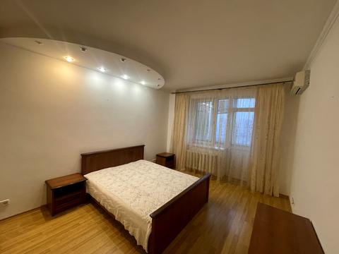 квартира за адресою Миколи Бажана просп., 14