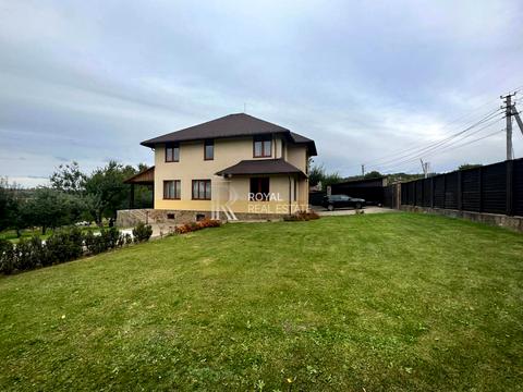 дом по адресу Лесі Українки