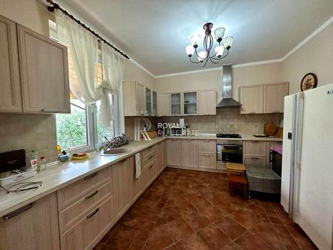 дом по адресу Лесі Українки