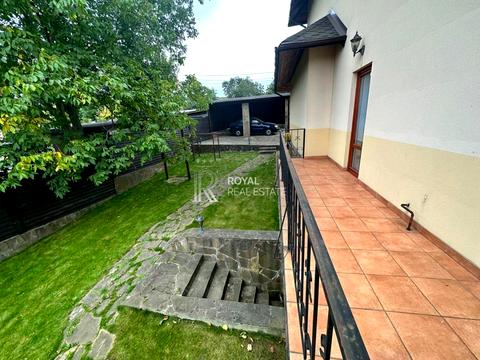 дом по адресу Лесі Українки