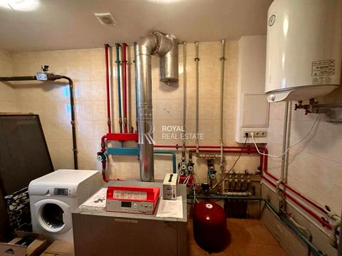 дом по адресу Лесі Українки