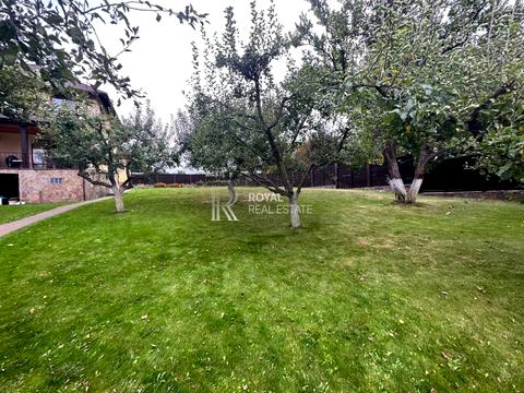 дом по адресу Лесі Українки